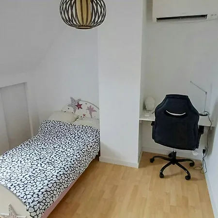 Renovated House In Near Chantilly Nyaraló *